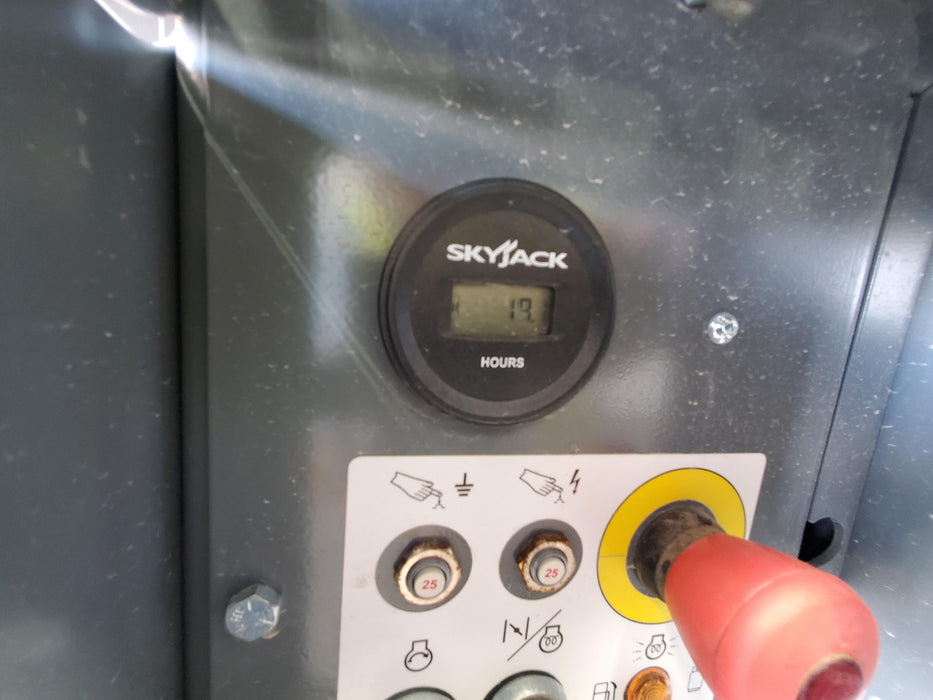 2019 SKYJACK SJ6832 RT