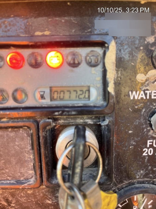 2022 VAC-TRON LP573XDT