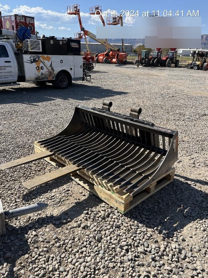 2024 LEGEND ATTACHMENTS 72" Rock Bucket - Legend Attachments