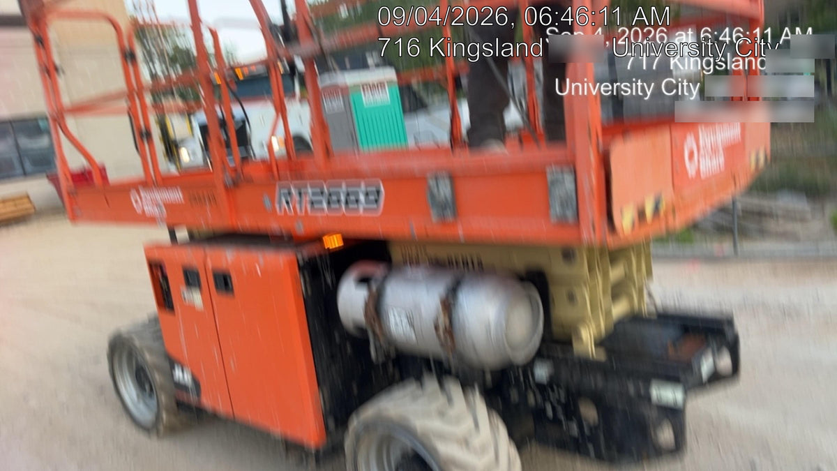 2022 JLG RT2669