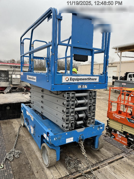 2019 Genie GS-4047 Folding rails with half height swing gate
