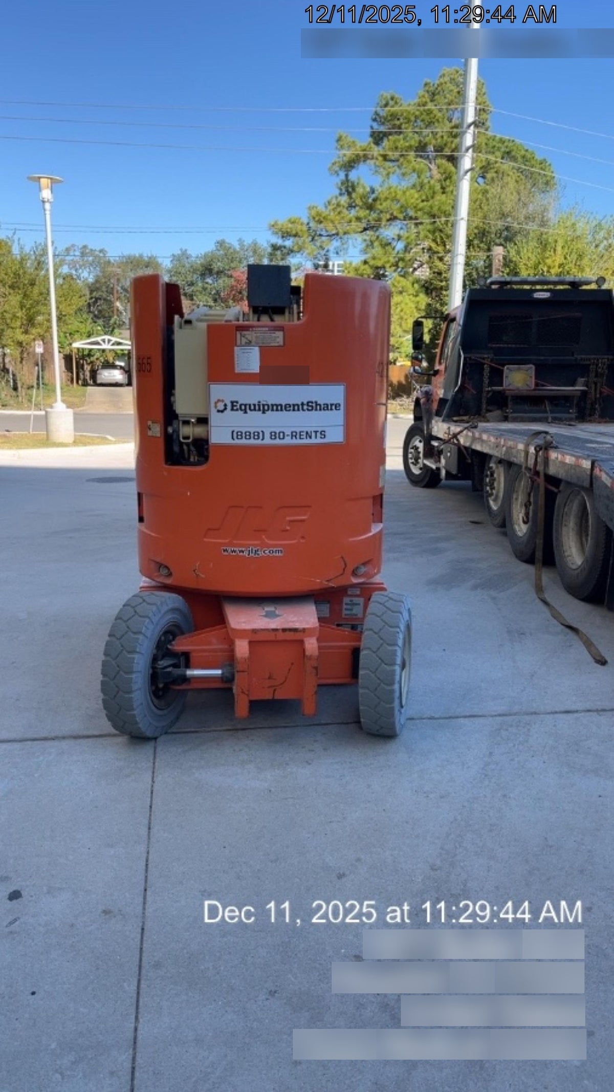 2019 JLG E300AJP