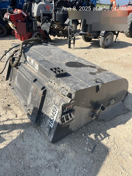 2021 PALADIN Sweepster SB72