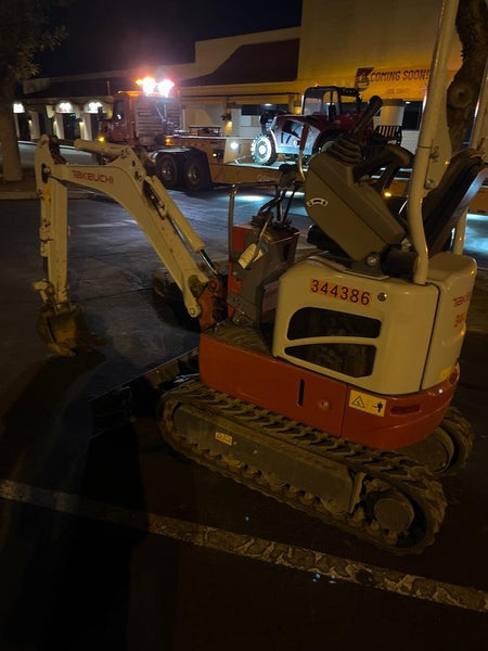 2023 TAKEUCHI TB210R