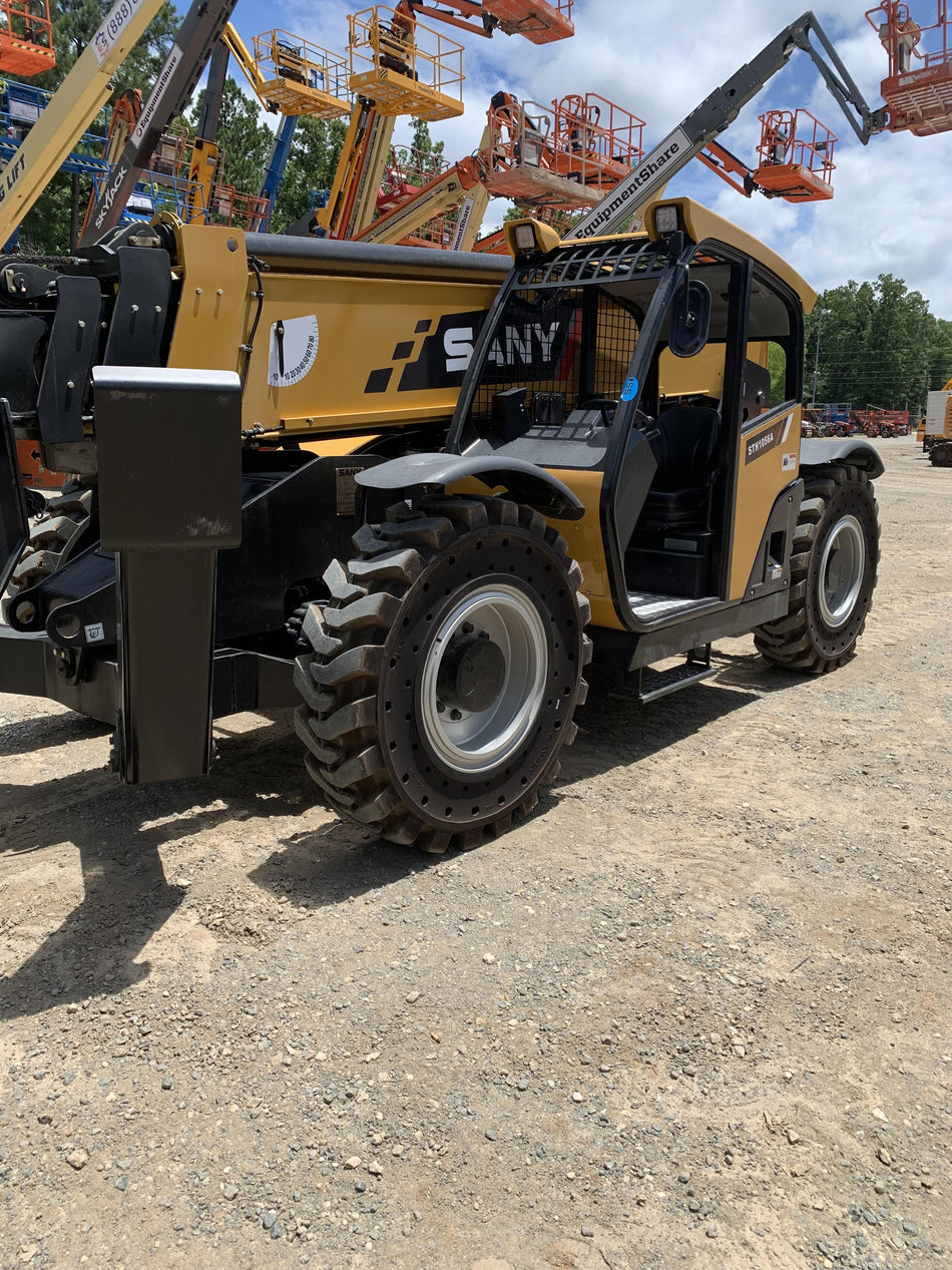 2022 SANY STH1056