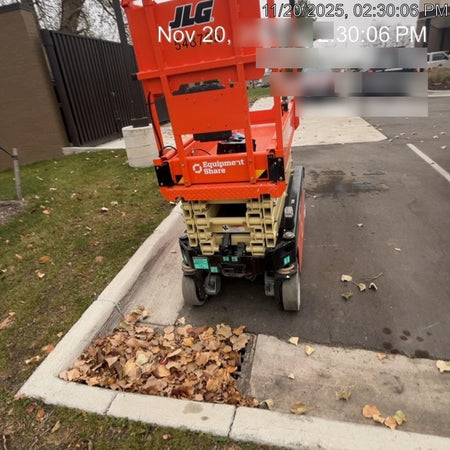 2025 JLG ES1932