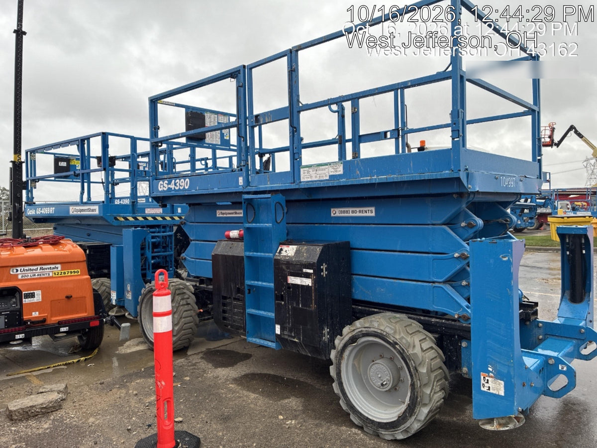 2020 GENIE GS-4390 RT