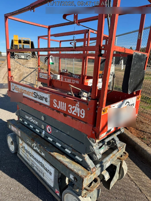 2019 Skyjack SJIII-3219 Stand. w/Trojan Batteries