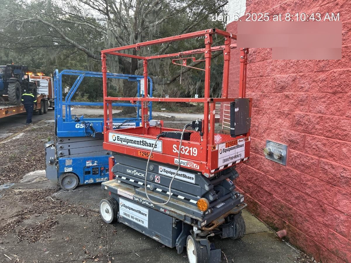 2021 SKYJACK SJ3219