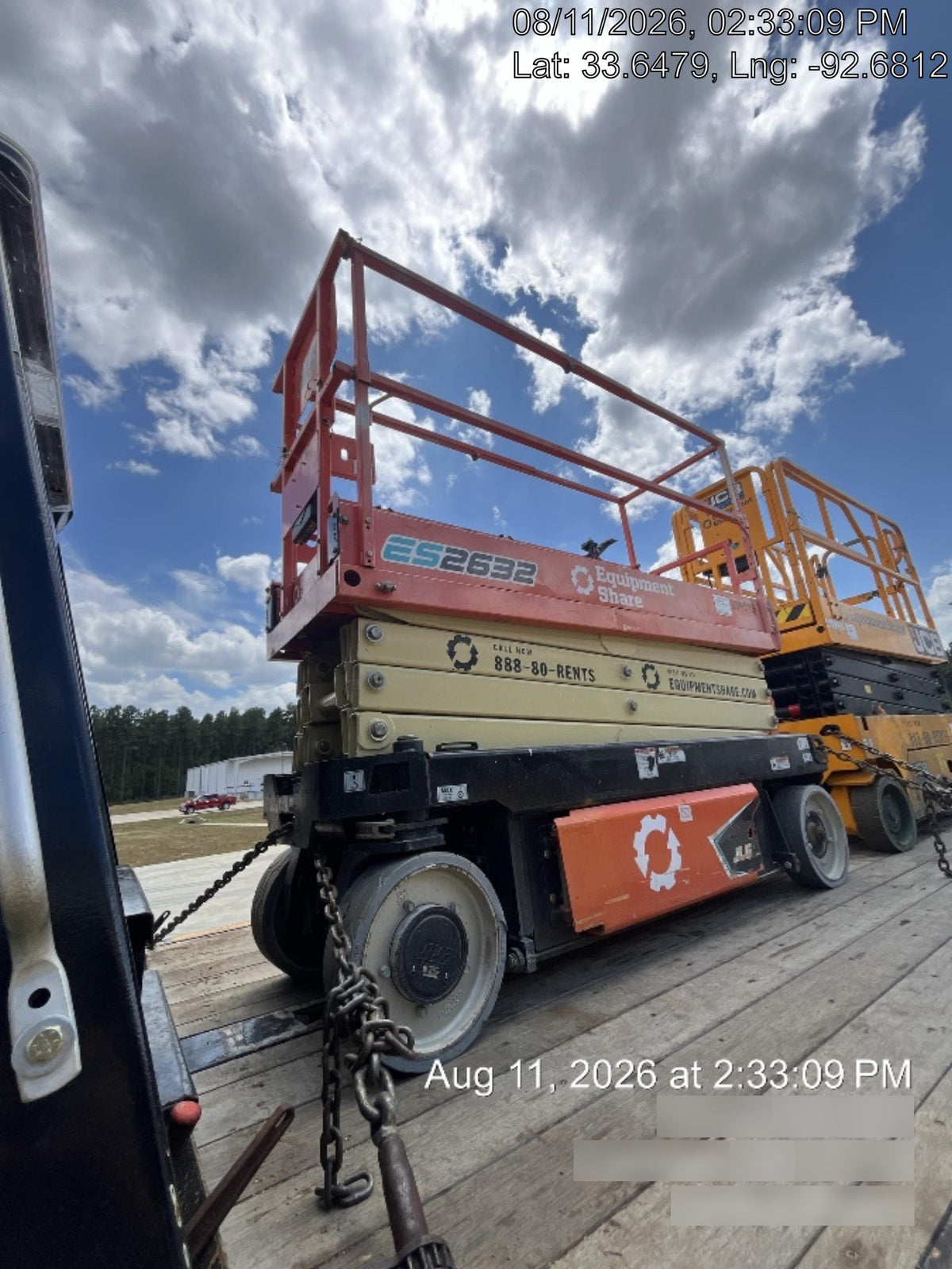 2023 JLG ES2632