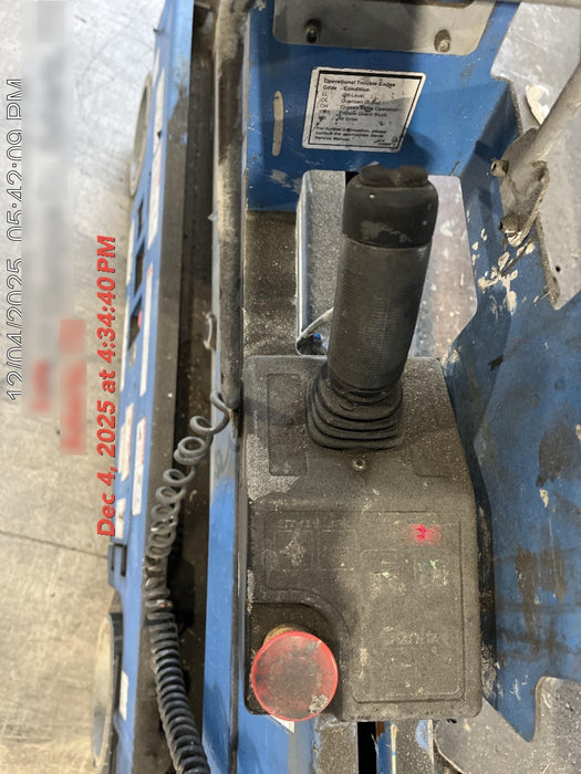2017 Genie GS-1930 Genie GS-1930 Lift w/Fixed Rail and Chain Entry