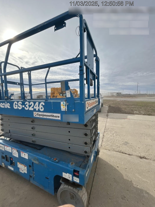 2018 Genie GS-3246 Genie GS-3246 w/Folding rails, Full height swing gate