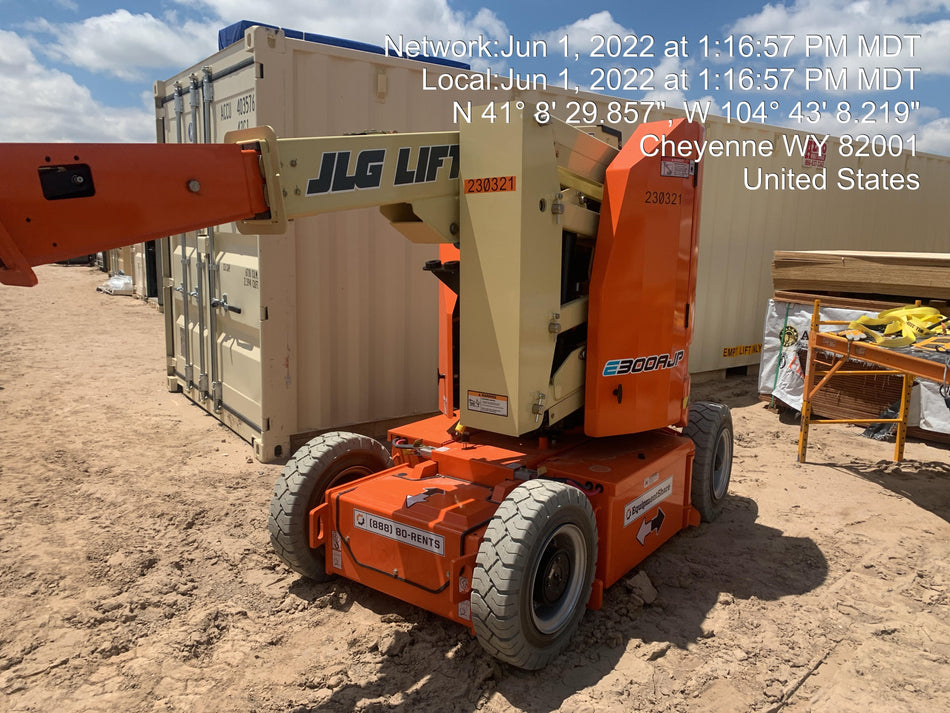 2022 JLG E300AJP