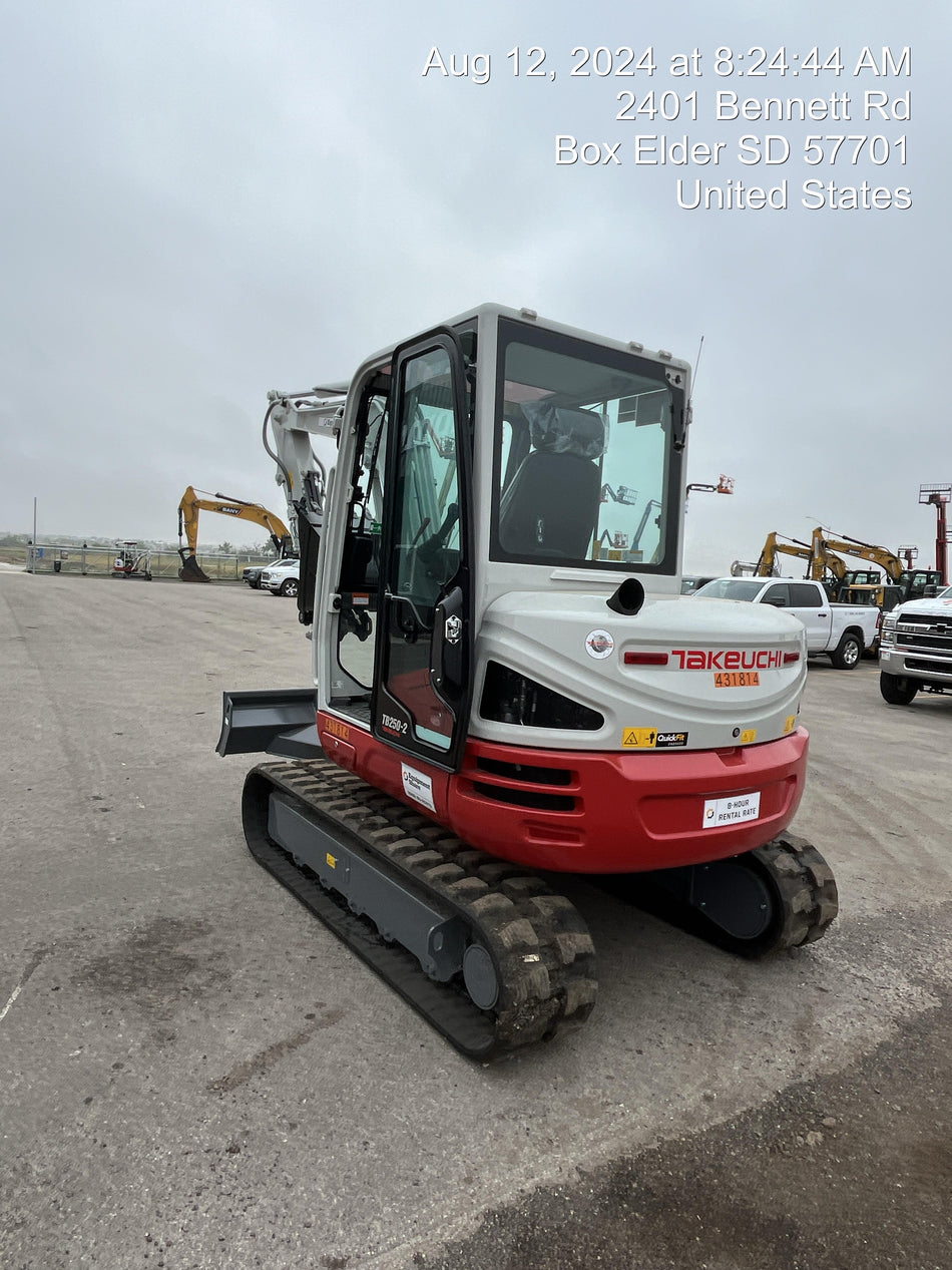 2024 TAKEUCHI TB250-2CR
