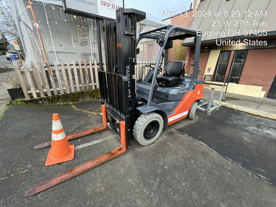 2022 TOYOTA 50-8FGU25