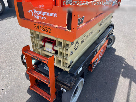 2022 JLG ES2632
