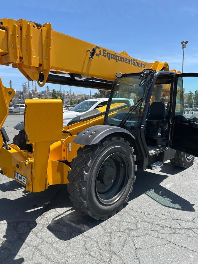 2025 JCB 512-56