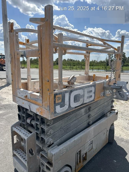 2023 JCB S1930E