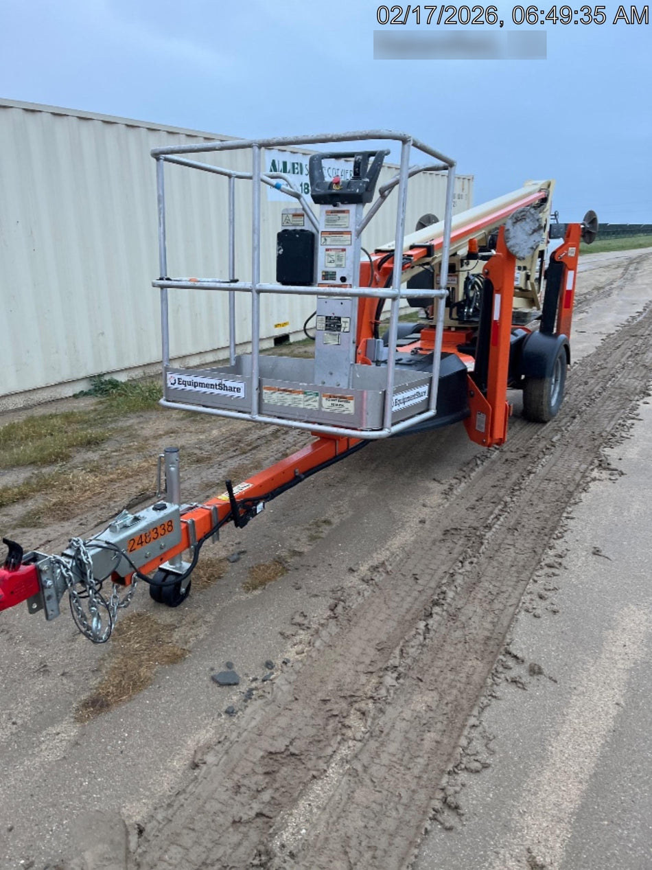 2022 JLG T350