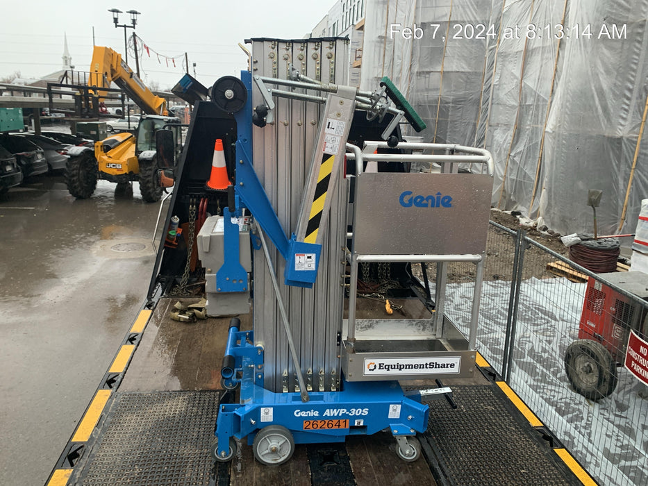 2022 GENIE AWP-30S DC