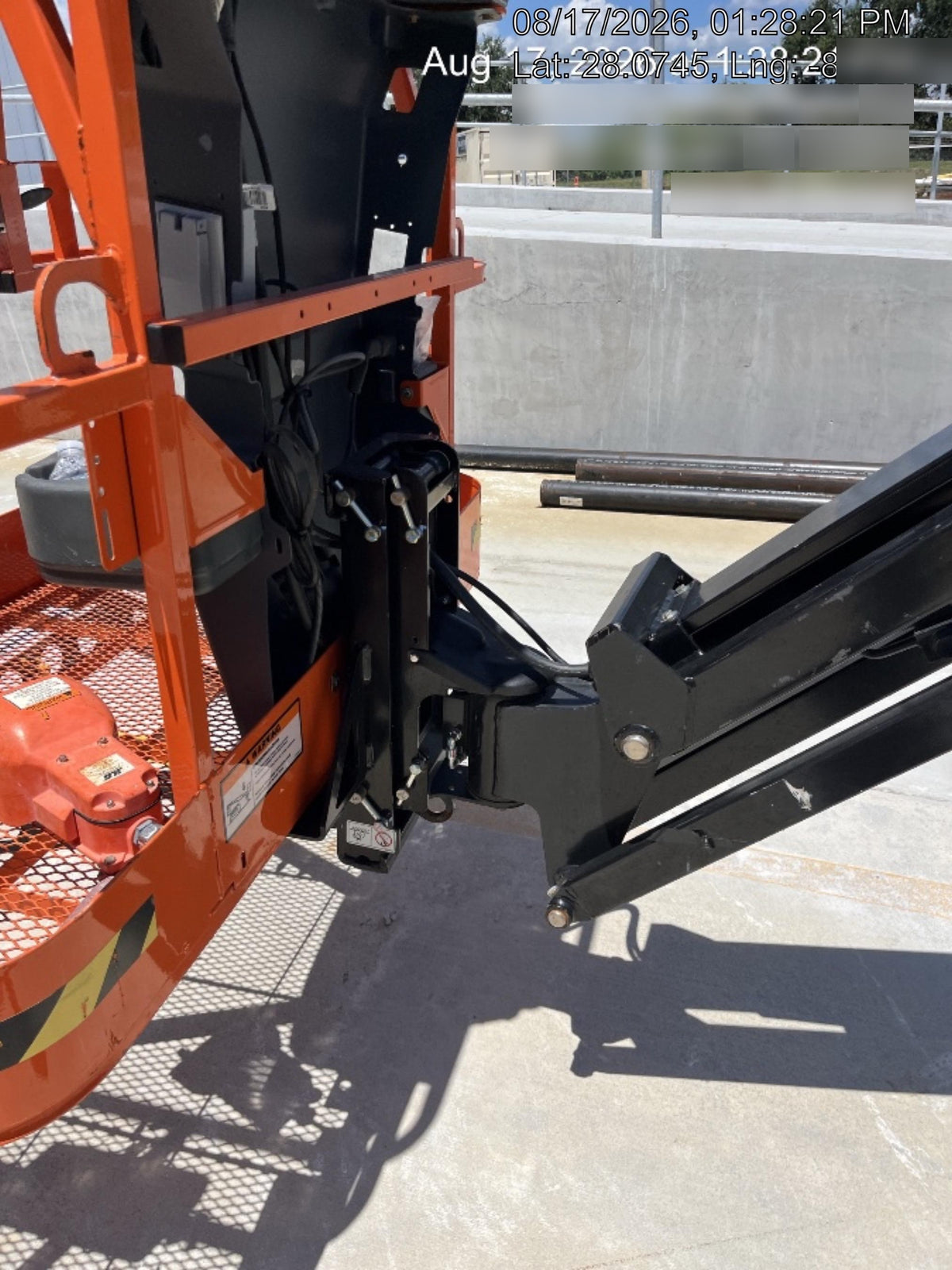 2024 JLG E450AJ
