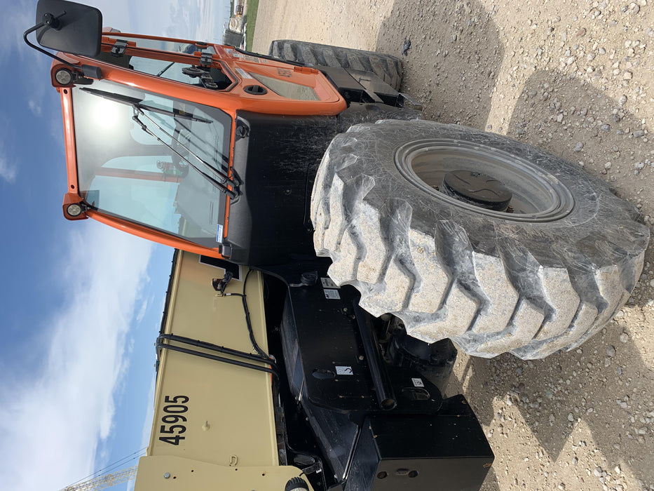 2019 JLG 1644