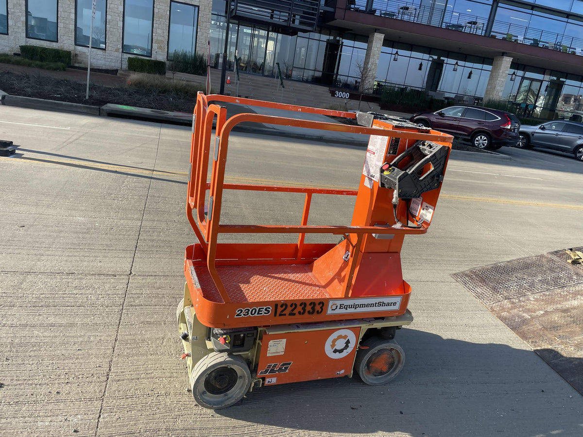 2021 JLG 1230ES