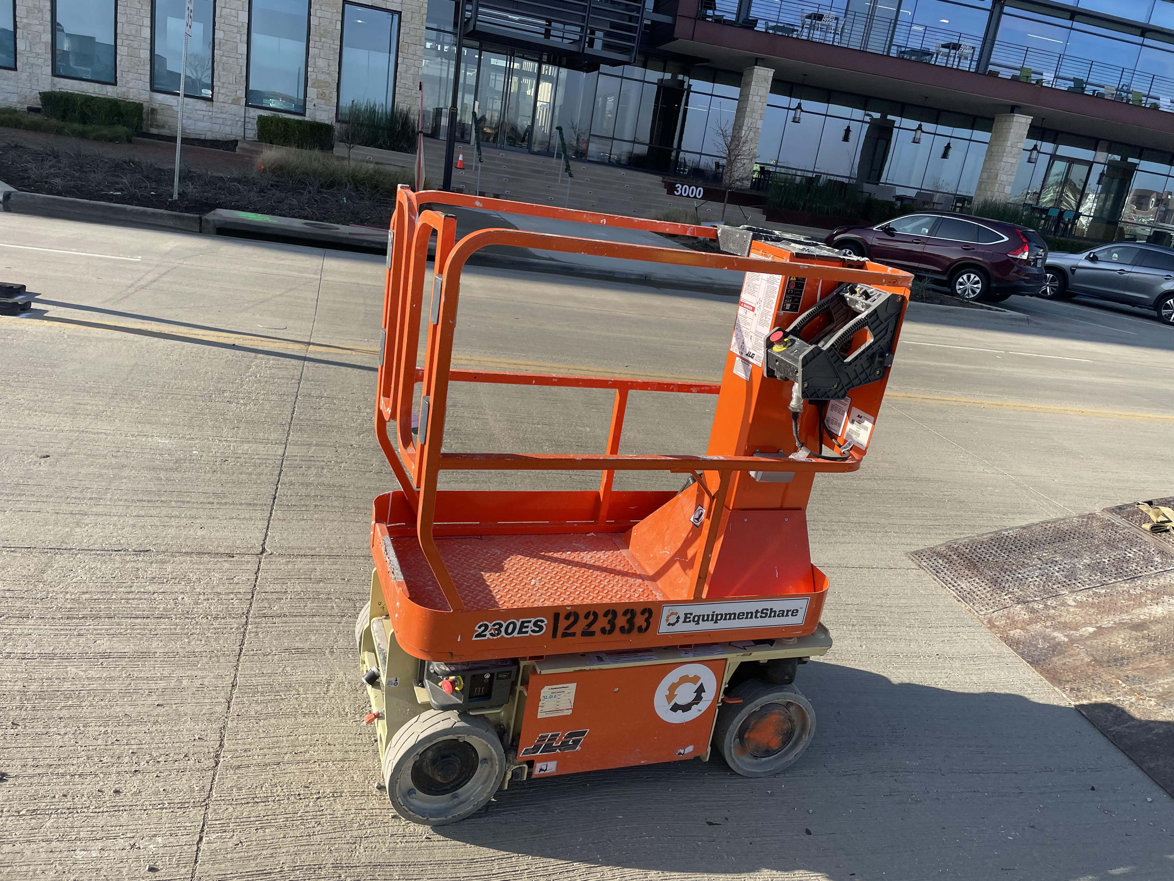 2021 JLG 1230ES