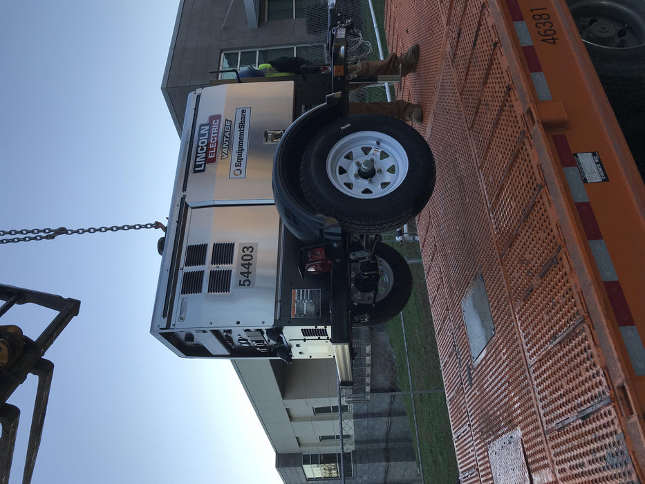 2019 Lincoln Electric Vantage 322 Welder Ready-Pak 3, Two wheel trailer, Fender and Light kit, Cable Rack