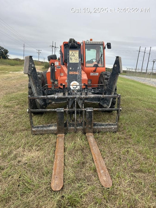 2021 JLG 12054