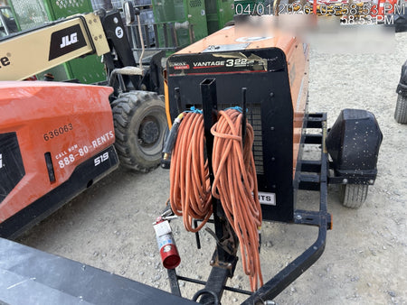 2021 Lincoln Electric Vantage 322 Vantage 322 Ready Pak 3 w/ Telematics & Decals, ORANGE (includes trailer, cable rack, fender light kit)