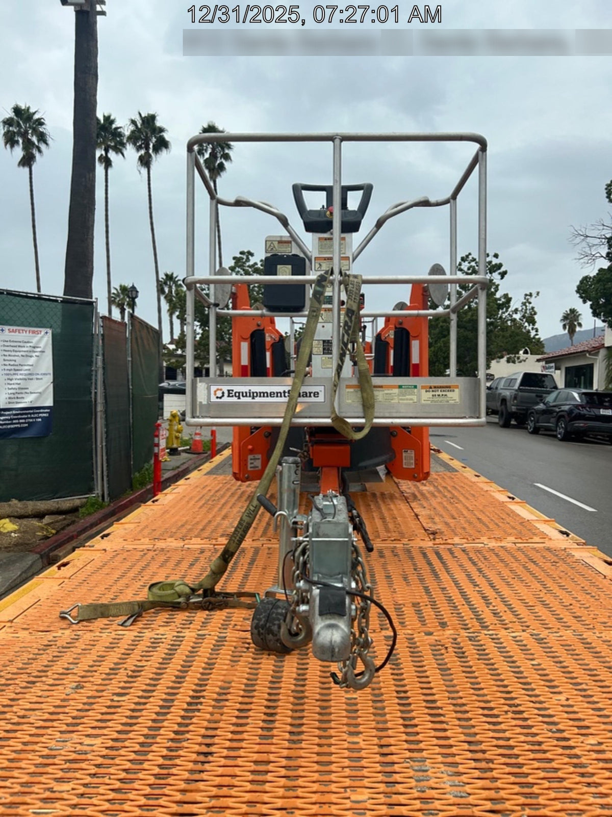 2022 JLG T350