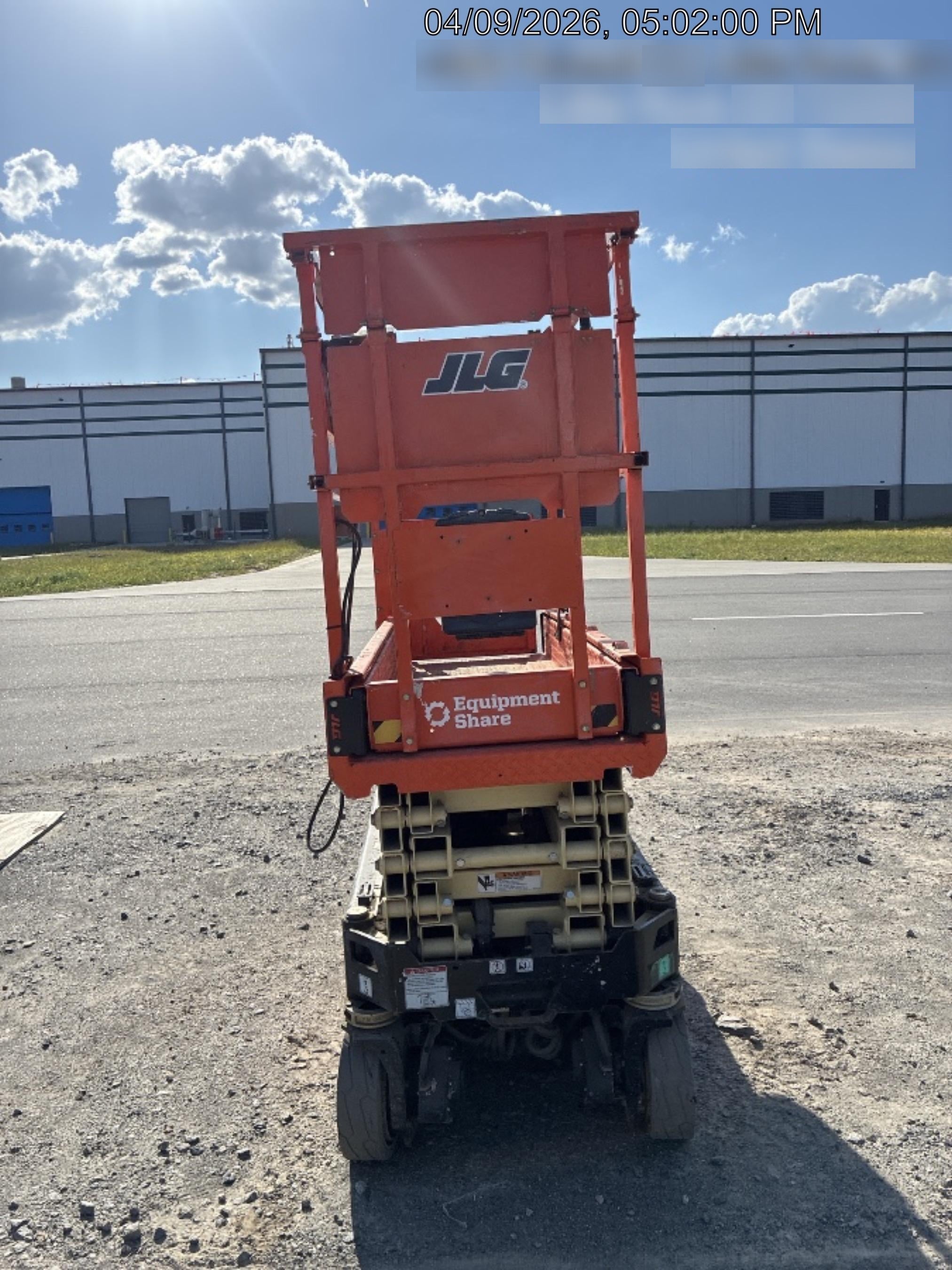 2023 JLG ES1932