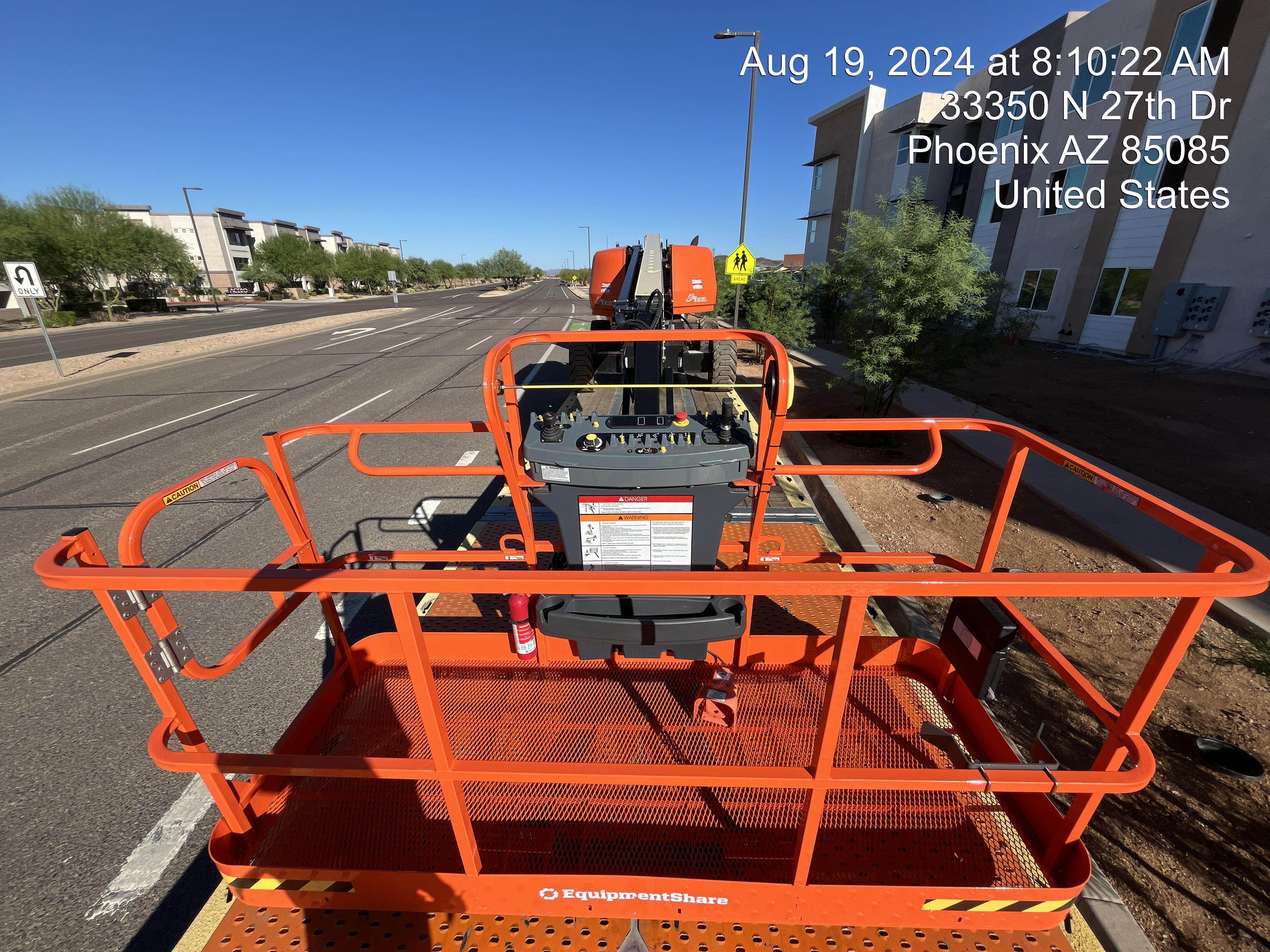 2024 JLG 660SJ