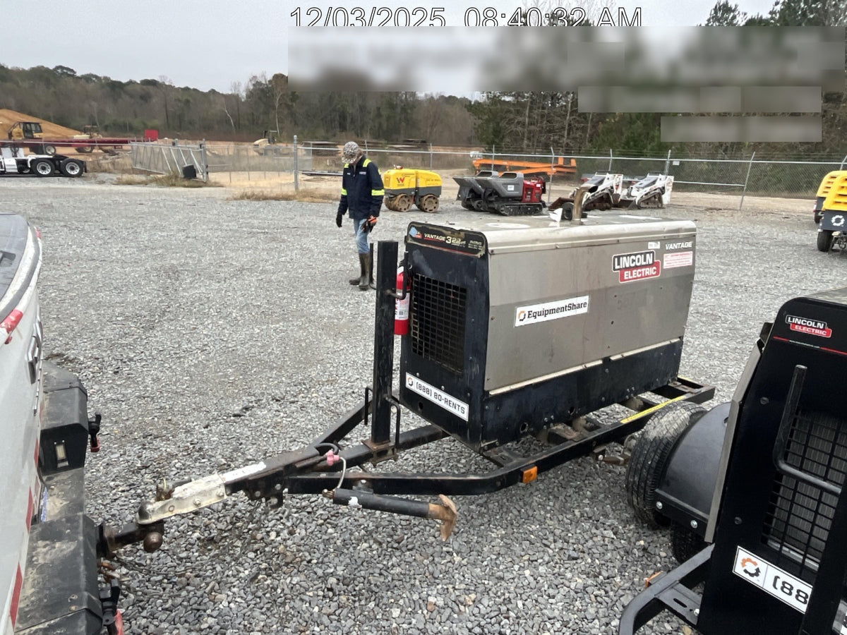 2019 Lincoln Electric Vantage 322 Welder Ready-Pak 3, Two wheel trailer, Fender and Light kit, Cable Rack
