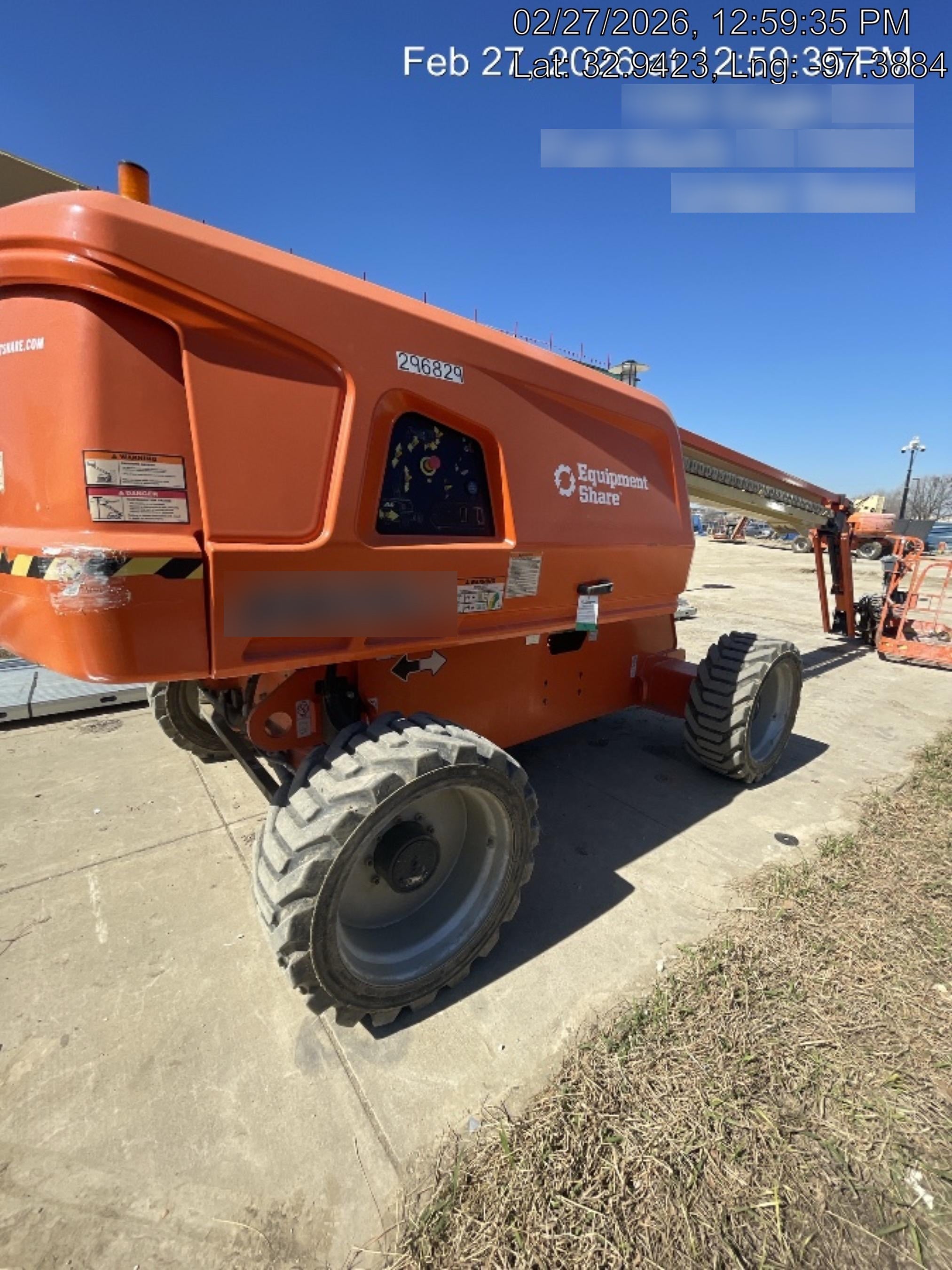 2023 JLG 660SJ