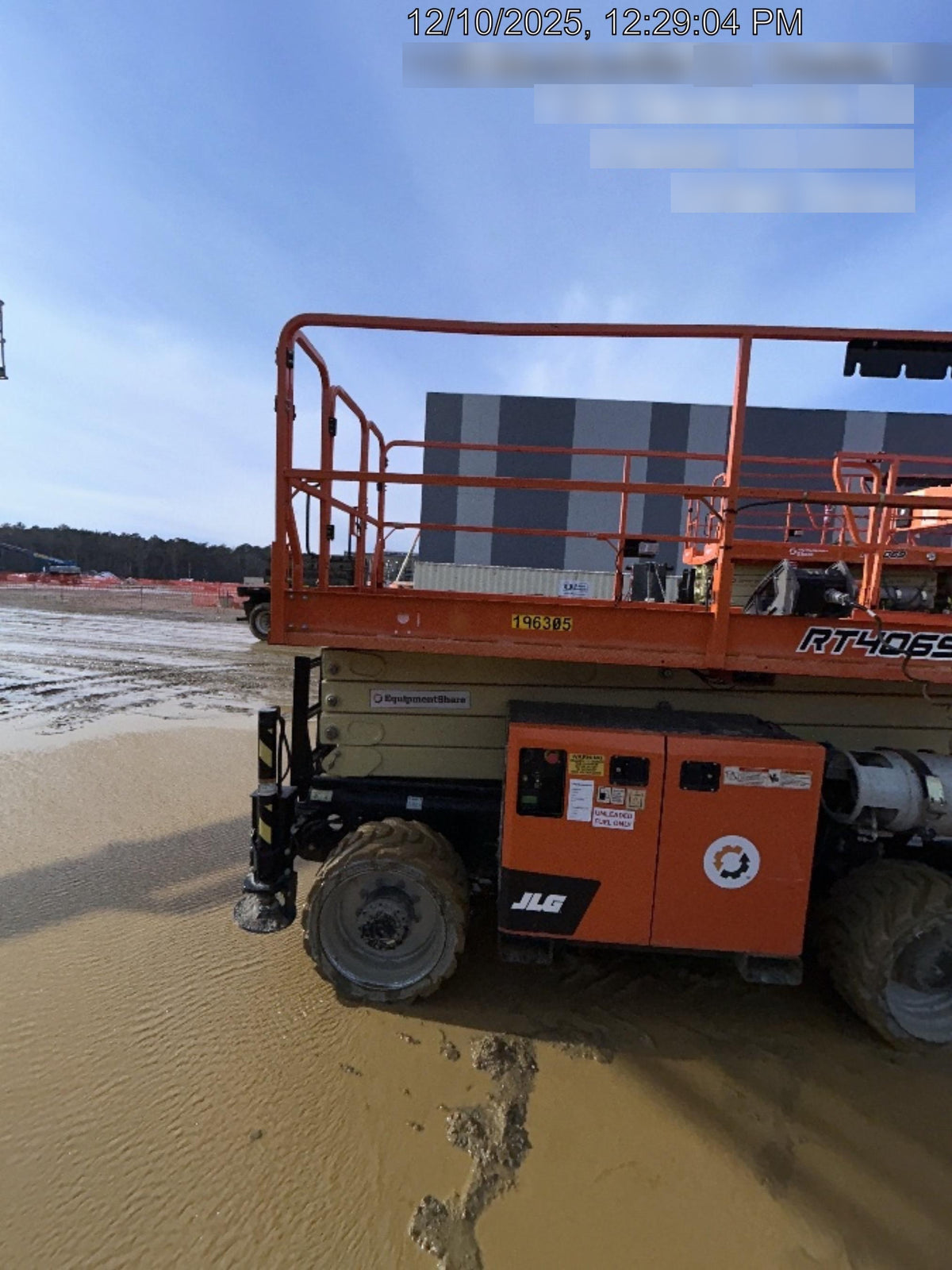 2021 JLG RT4069