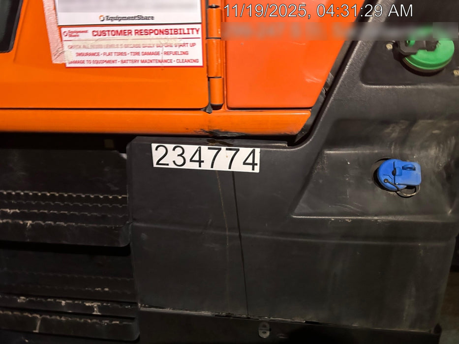 2022 JLG 1075
