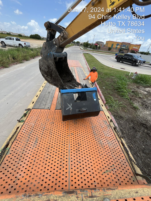 2020 TAG MANUFACTURING 36" V-Bottom Bucket