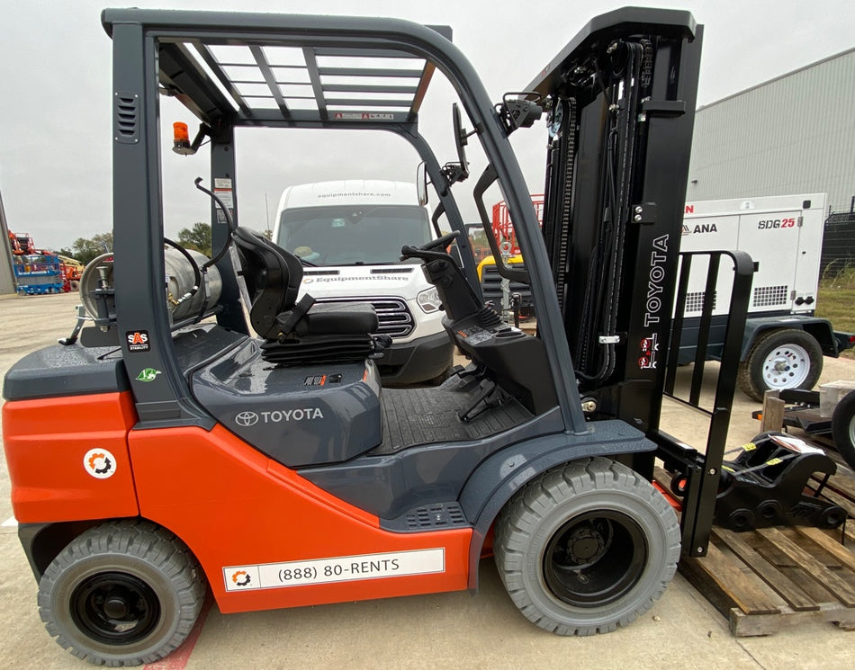 2022 TOYOTA 50-8FGU25
