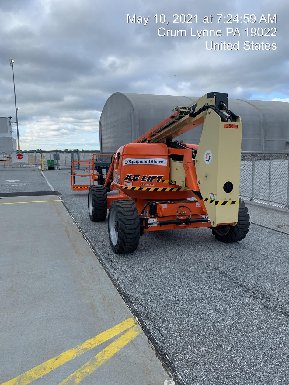 2021 JLG 600AJ