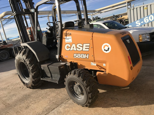 2018 CASE 588H