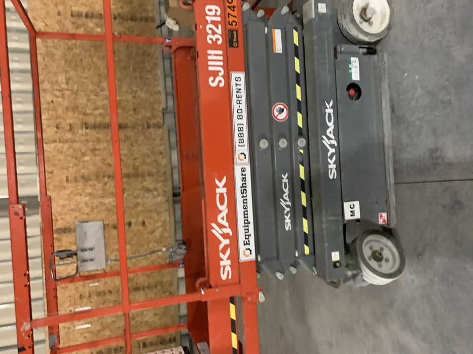2017 Skyjack SJIII-3219 Standard Rental Specs
