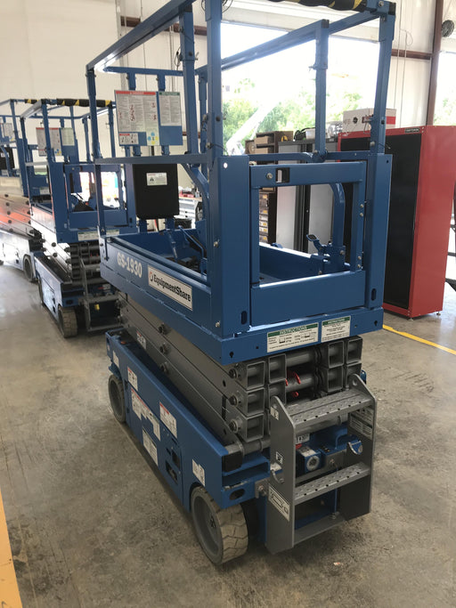 2020 Genie GS-1930 Solid Non Marking Tires, Beacon, Folding rails with half height swing gate