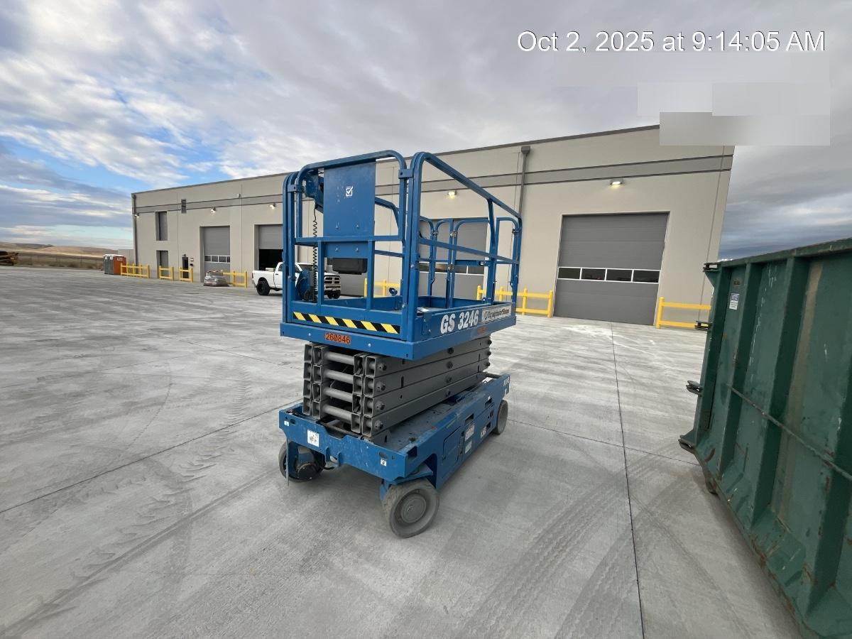 2022 GENIE GS-3246