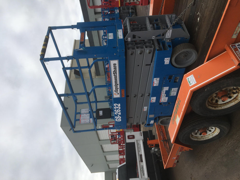 2020 Genie GS-2632 Solid NM Tires, Folding Rails with Half-Height Swing Gate, Beacon