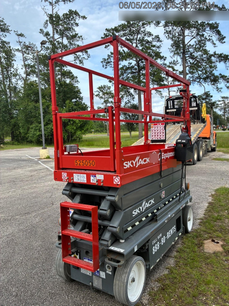 2025 SKYJACK SJ3226