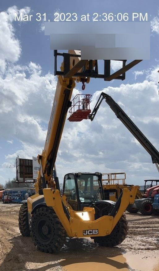 2023 JCB 512-56