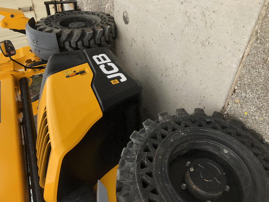 2020 JCB 510-56 Canopy, Solid Tires, Work Lights, Beacon, Aux Hydraulics, Back up Alarm, Lifting Eye, ES Decals