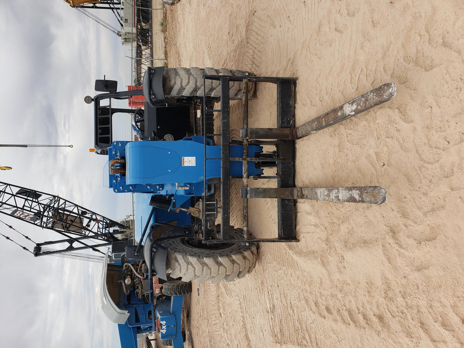 2018 Genie GTH-844 Genie GTH-844 w/Open ROPS, Solid Tires, beacon/work lights, 60" carriage/forks